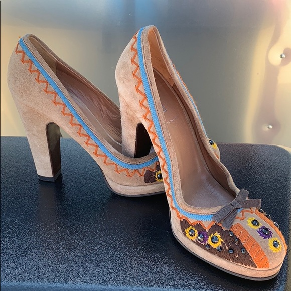 EUC MIU MIU Heels! - Picture 1 of 9
